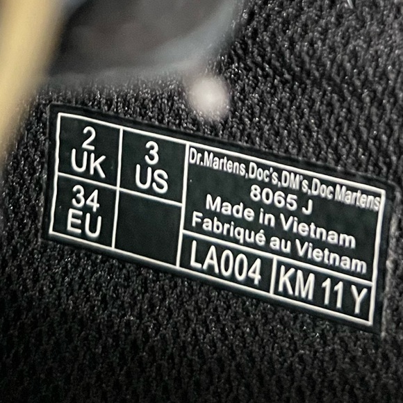 Little Girl’s Dr Martens shoes - Picture 9 of 10